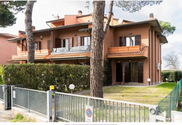 casa indipendente in vendita a Cervia in zona Milano Marittima