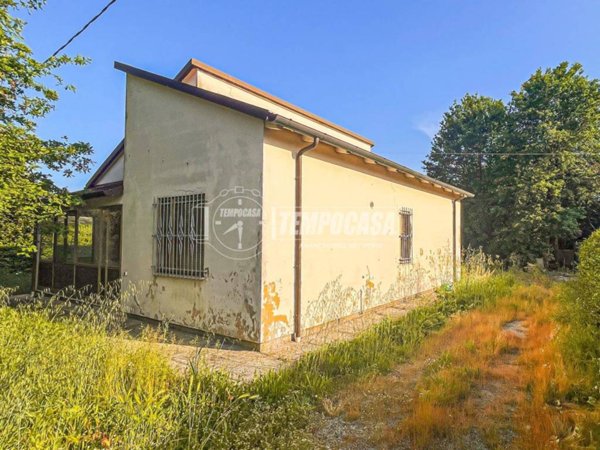 casa indipendente in vendita a Cervia in zona Villa Inferno