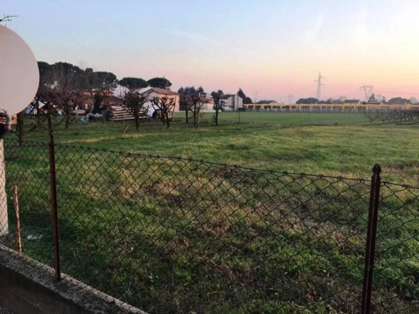 terreno edificabile in vendita a Cervia in zona Montaletto
