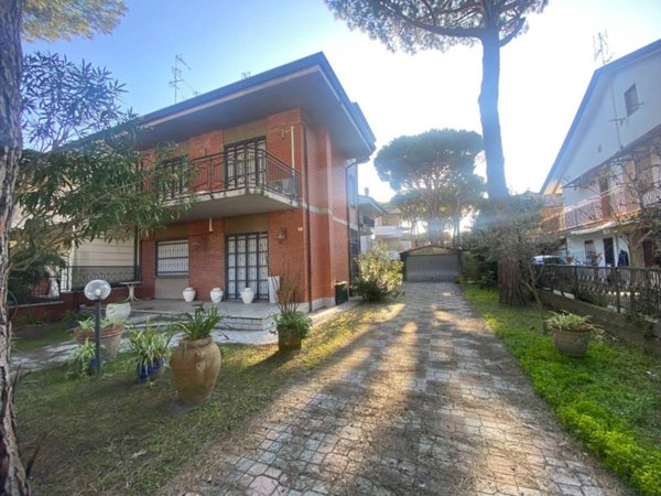 casa indipendente in vendita a Cervia in zona Milano Marittima