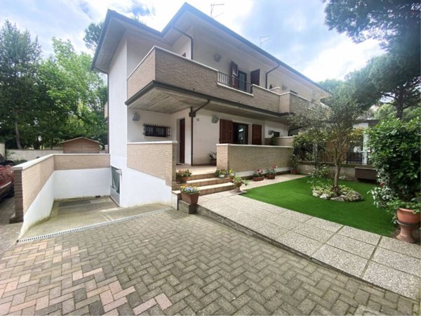 casa indipendente in vendita a Cervia in zona Milano Marittima