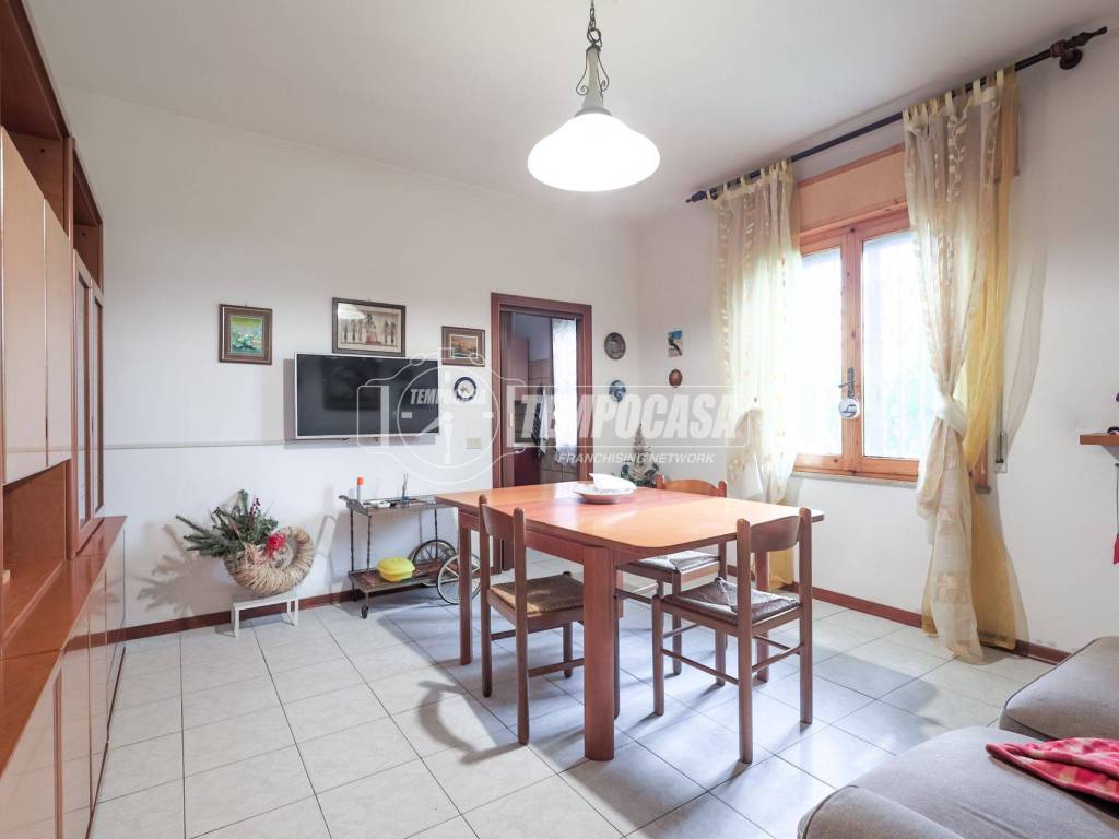 casa indipendente in vendita a Cervia in zona Cannuzzo