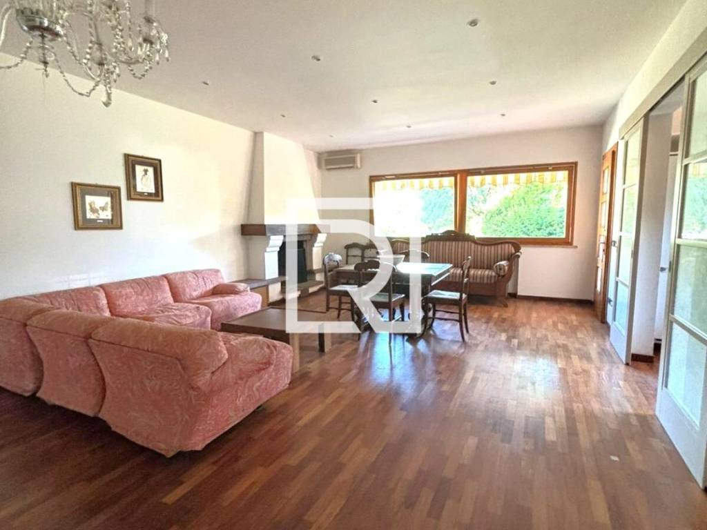 casa indipendente in vendita a Cervia in zona Milano Marittima