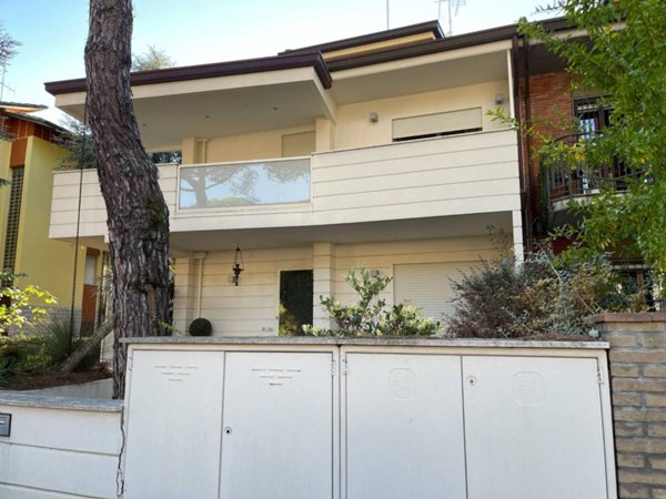 appartamento in vendita a Cervia in zona Milano Marittima