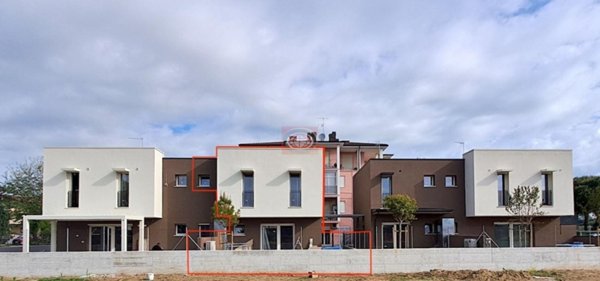 casa indipendente in vendita a Cervia in zona Pinarella