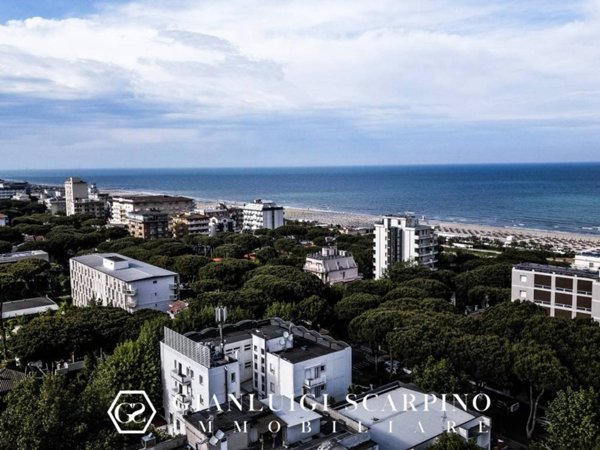 negozio in vendita a Cervia in zona Milano Marittima