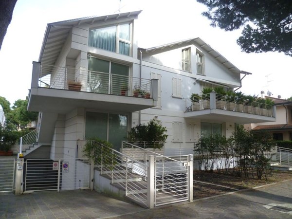 appartamento in vendita a Cervia in zona Milano Marittima