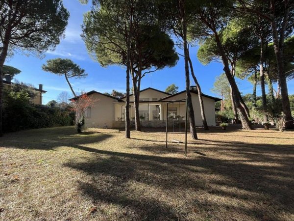 casa indipendente in vendita a Cervia in zona Milano Marittima