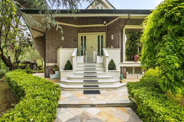 casa indipendente in vendita a Cervia