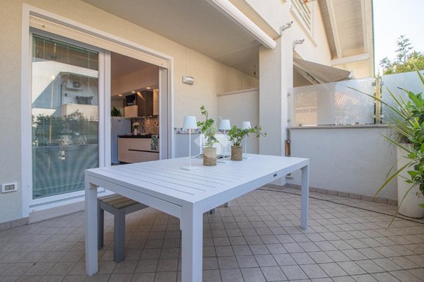 appartamento in vendita a Cervia in zona Pinarella