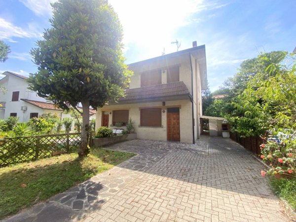 casa indipendente in vendita a Cervia in zona Milano Marittima