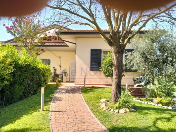 casa indipendente in vendita a Cervia in zona Montaletto