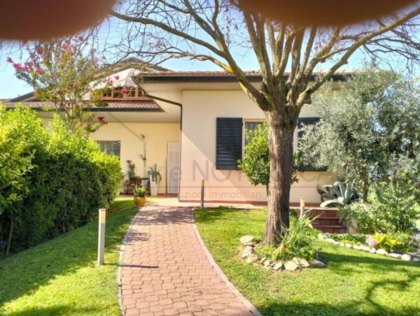 casa indipendente in vendita a Cervia