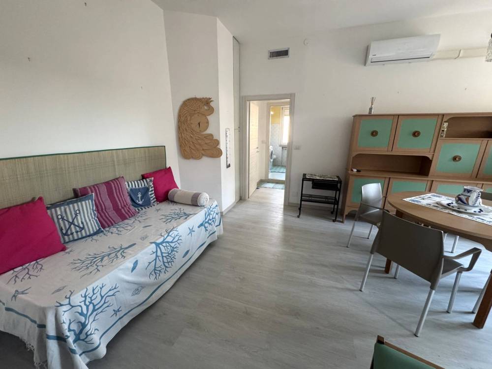 appartamento in vendita a Cervia in zona Pinarella