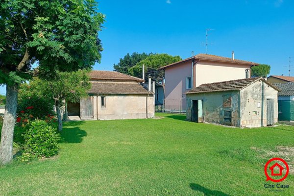 appartamento in vendita a Cervia in zona Pisignano