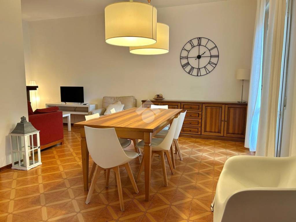 appartamento in vendita a Cervia in zona Milano Marittima