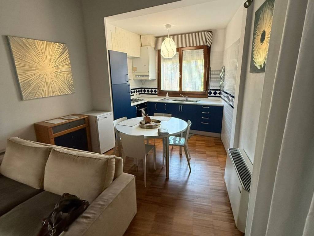 appartamento in vendita a Cervia in zona Milano Marittima