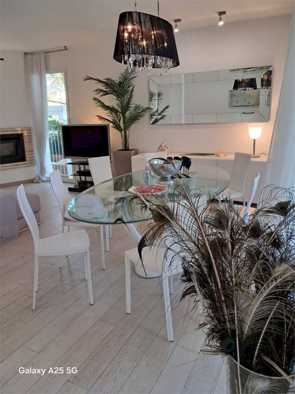 casa indipendente in vendita a Cervia