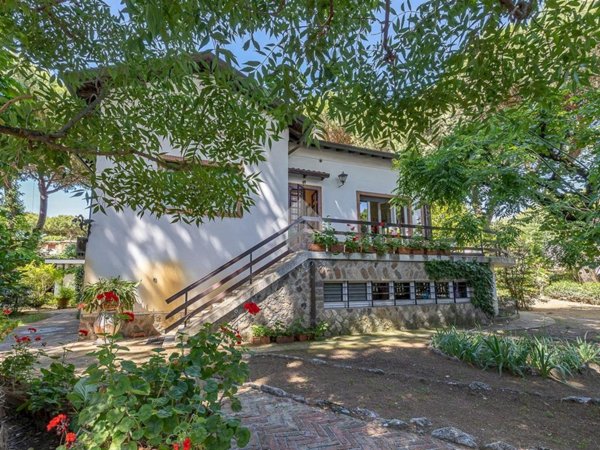 casa indipendente in vendita a Cervia