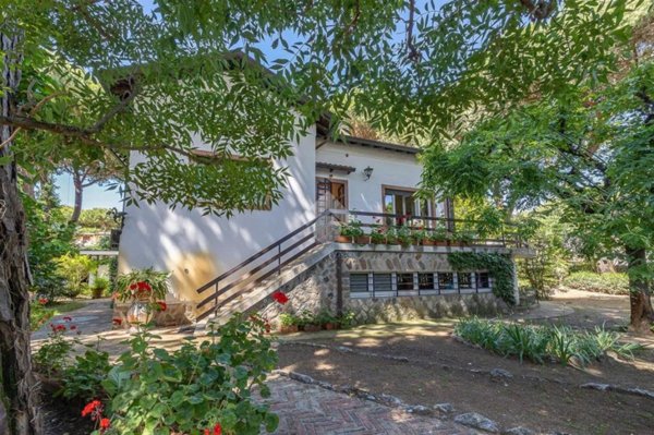 casa indipendente in vendita a Cervia