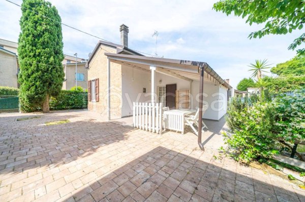 casa indipendente in vendita a Cervia in zona Montaletto