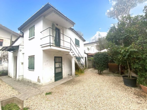 casa indipendente in vendita a Cervia in zona Milano Marittima