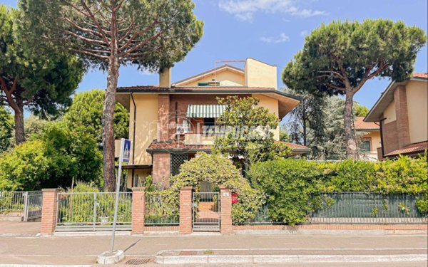 appartamento in vendita a Cervia in zona Pinarella