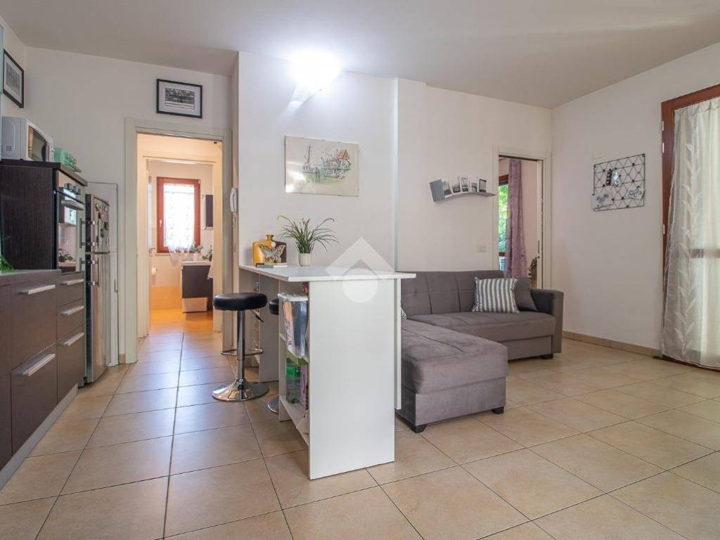appartamento in vendita a Cervia in zona Pinarella