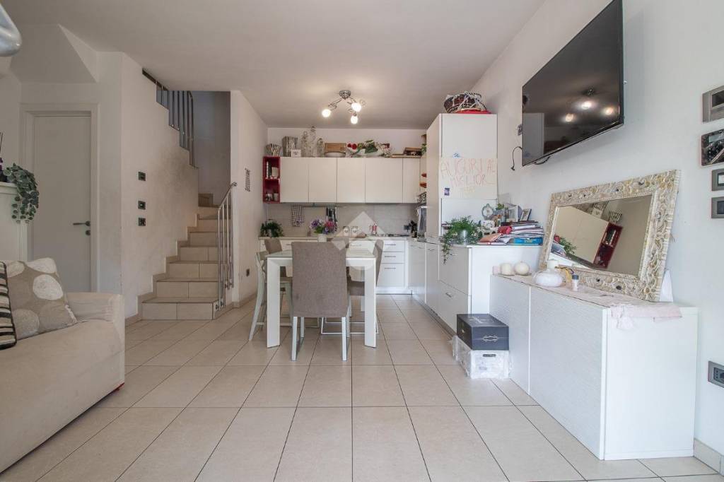 appartamento in vendita a Cervia in zona Pinarella