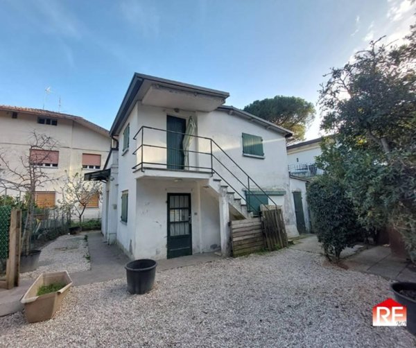casa indipendente in vendita a Cervia in zona Milano Marittima