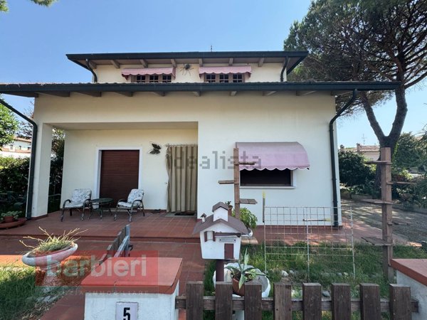 casa indipendente in vendita a Cervia