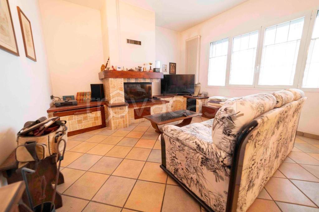 casa indipendente in vendita a Cervia in zona Montaletto