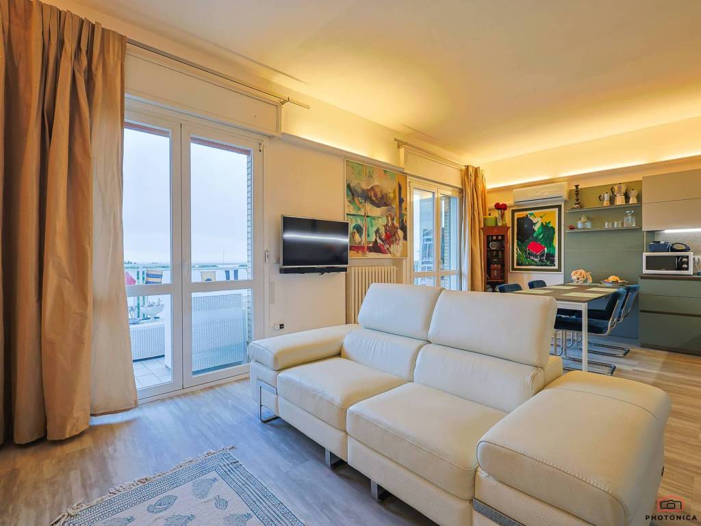 appartamento in vendita a Cervia in zona Milano Marittima