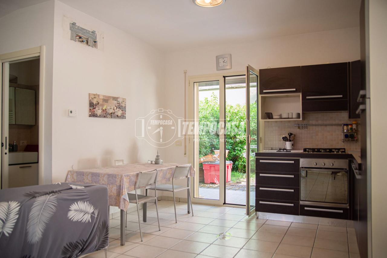 appartamento in vendita a Cervia in zona Milano Marittima
