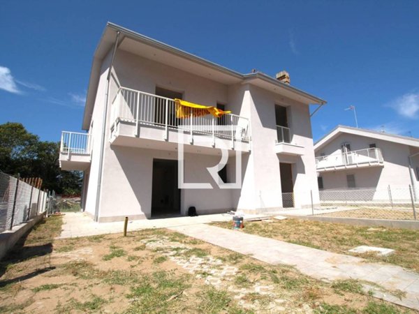 casa indipendente in vendita a Cervia in zona Pinarella