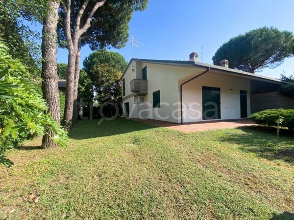 casa indipendente in vendita a Cervia