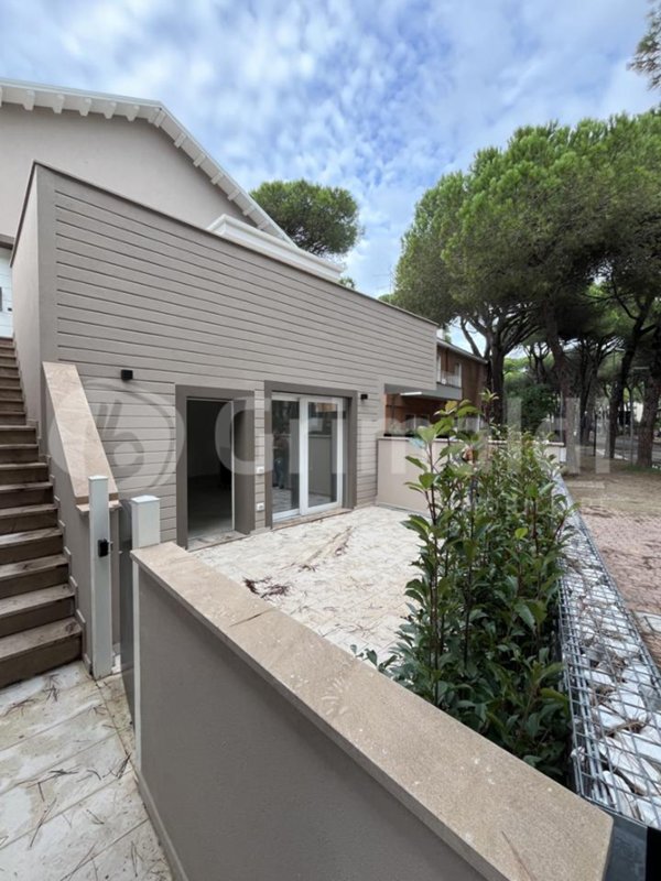 appartamento in vendita a Cervia in zona Milano Marittima