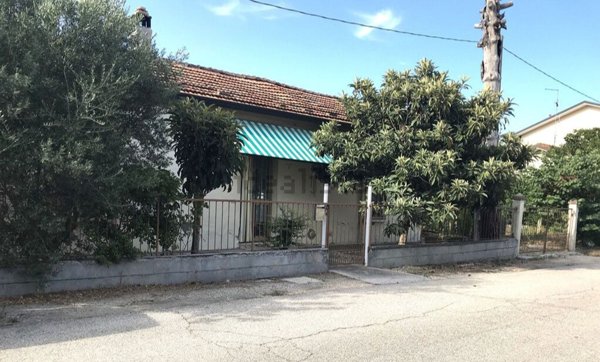 casa indipendente in vendita a Cervia in zona Milano Marittima