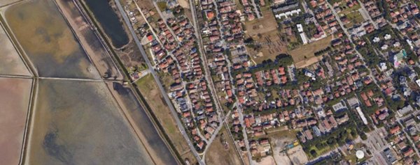 terreno edificabile in vendita a Cervia in zona Pinarella