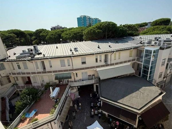 appartamento in vendita a Cervia in zona Milano Marittima