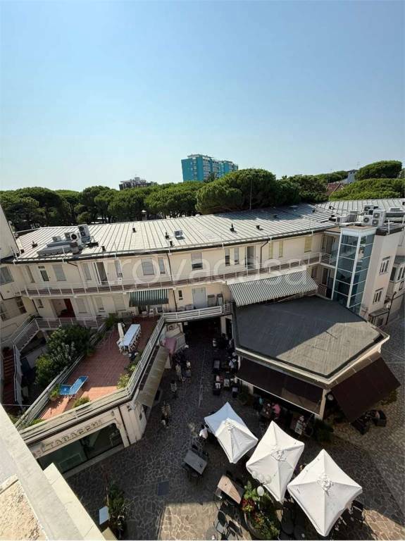 appartamento in vendita a Cervia in zona Milano Marittima
