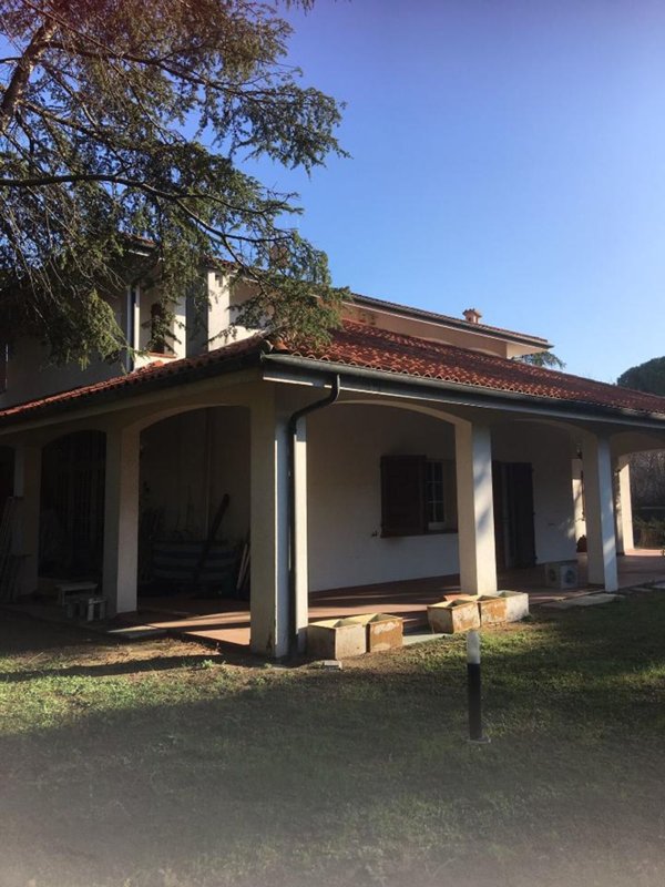 casa indipendente in vendita a Cervia in zona Terme