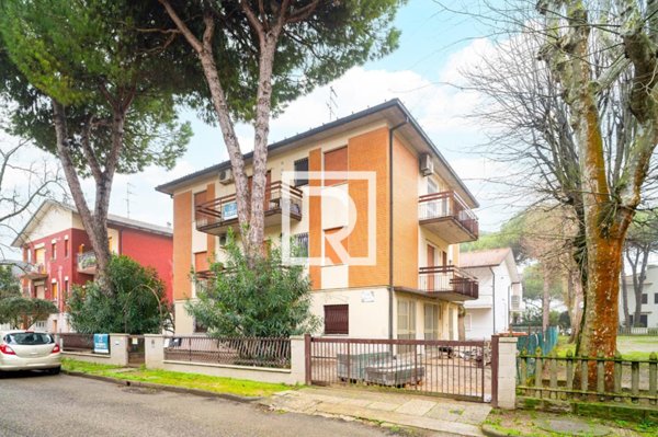 appartamento in vendita a Cervia in zona Pinarella
