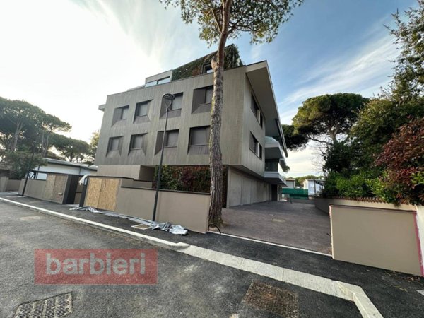 appartamento in vendita a Cervia in zona Milano Marittima