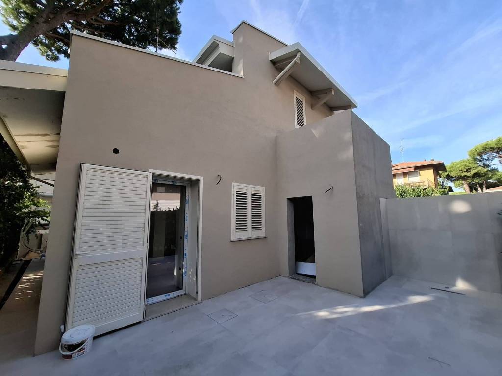 casa indipendente in vendita a Cervia in zona Milano Marittima
