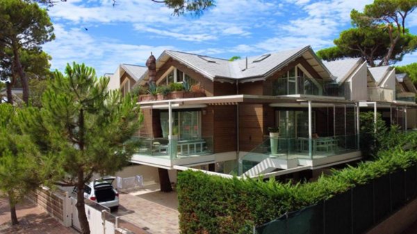 casa indipendente in vendita a Cervia in zona Milano Marittima