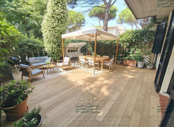 casa indipendente in vendita a Cervia in zona Milano Marittima