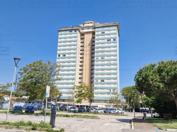 appartamento in vendita a Cervia in zona Milano Marittima