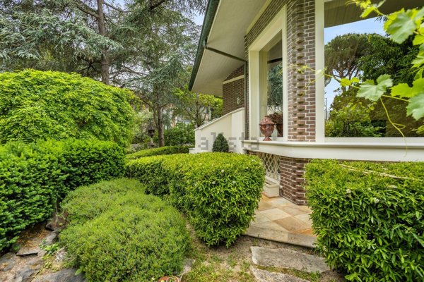 casa indipendente in vendita a Cervia