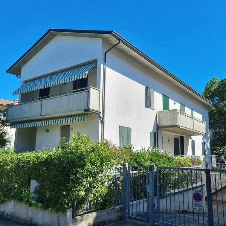 appartamento in vendita a Cervia in zona Pinarella